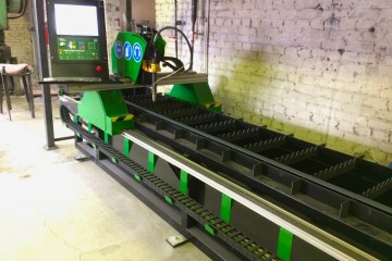 CNC pipe / hole cutting machine
