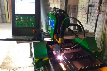 CNC pipe / hole cutting machine